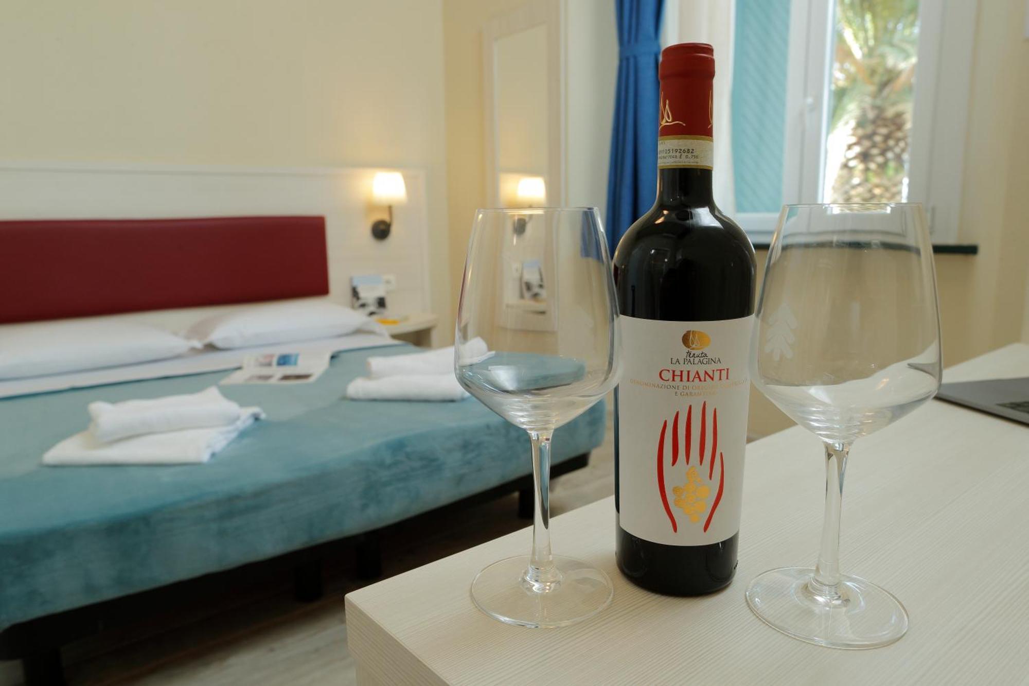 Hotel Il Mulinaccio 산빈첸초 외부 사진